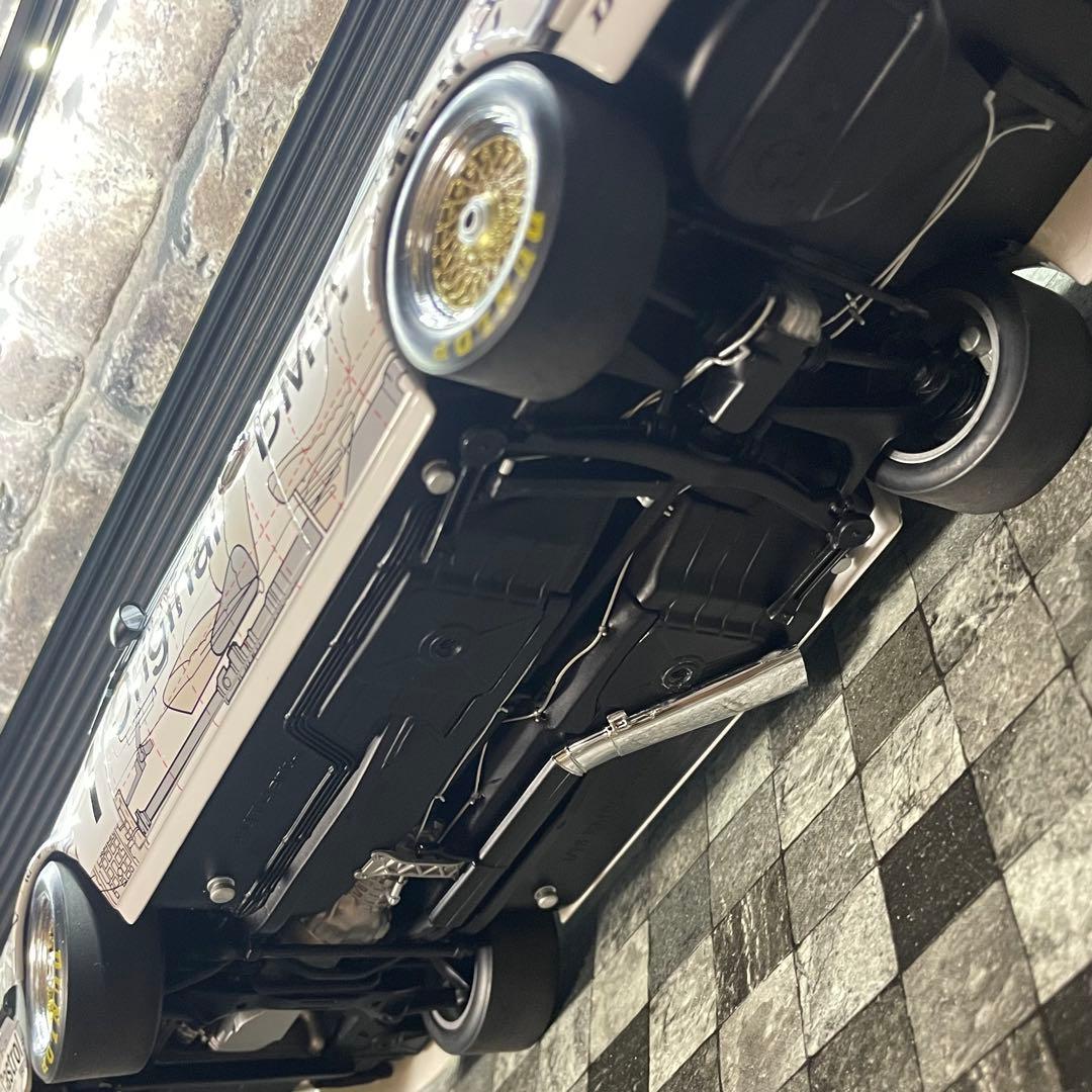 1/18 ディーラー特注 AUTOart  635 CSi (E24)