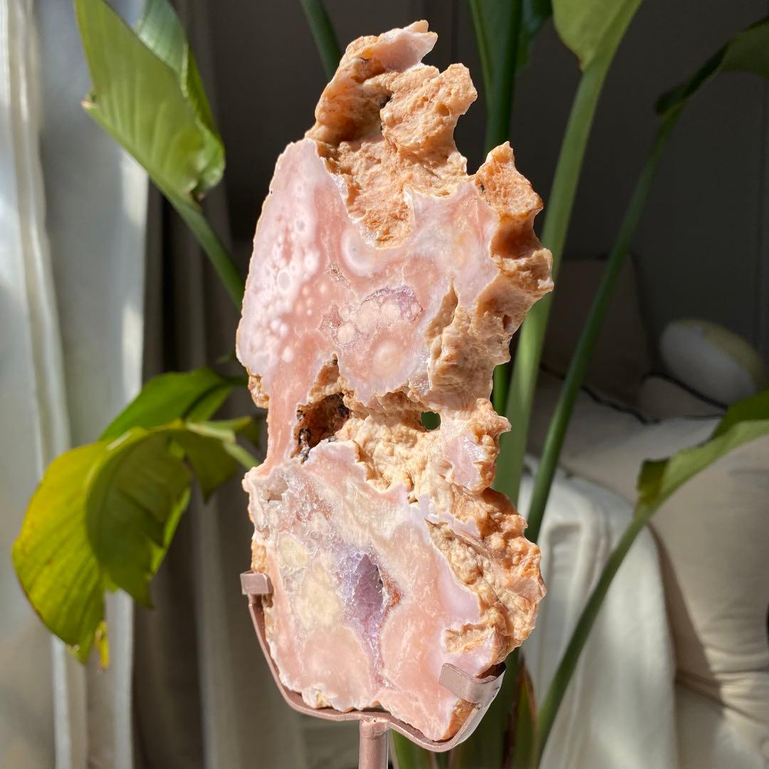 【 高品質 美しい ピンク アメジスト フラワーアゲート 原石 スラブ 台座付き