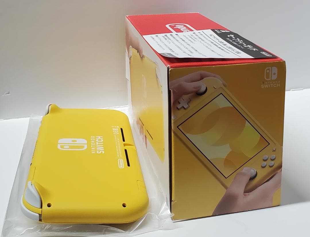 ほぼほぼ新品！　Nintendo Switch Lite イエロー