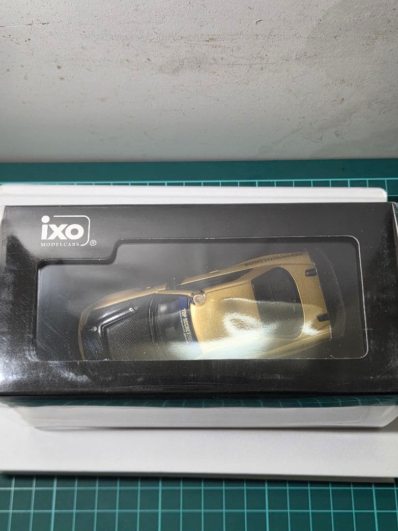 東京オートサロン限定TOP SECRET R34 Gold1/43　2個