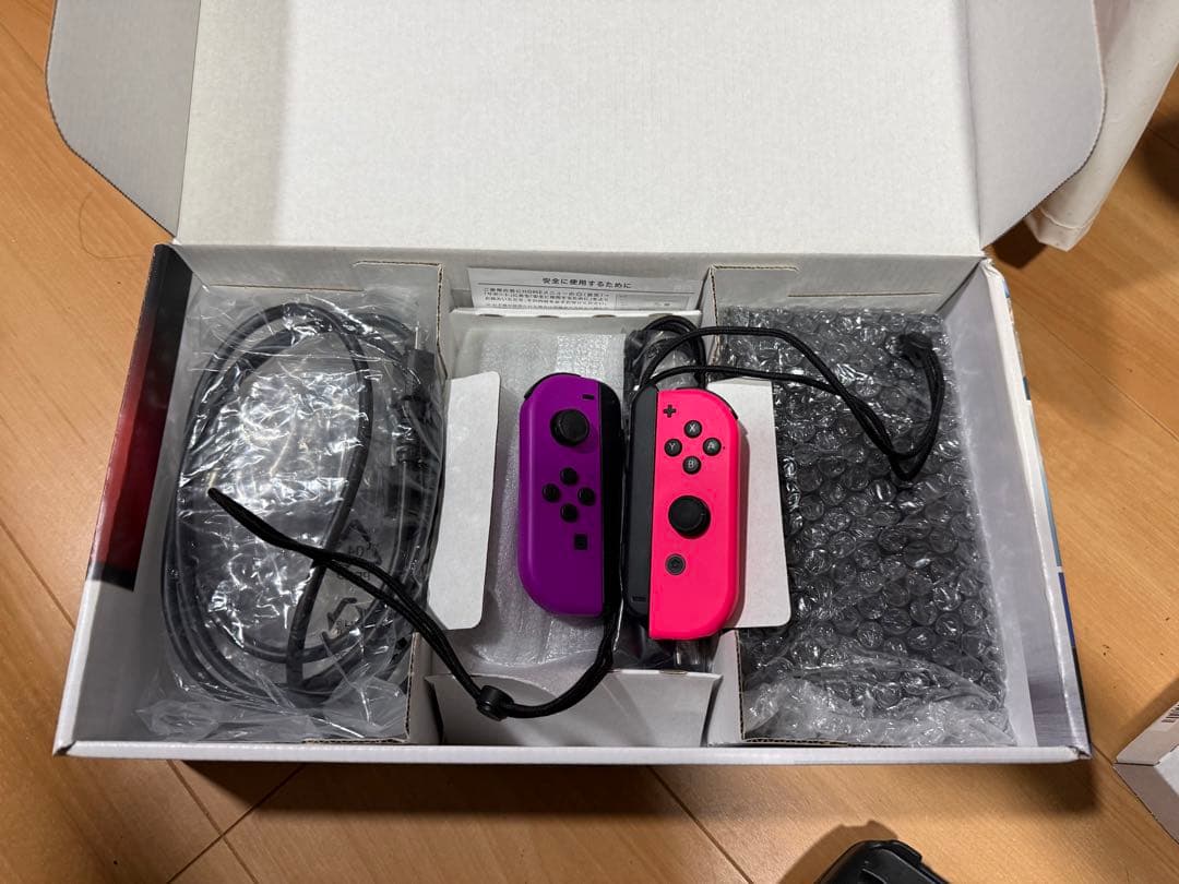 【美品】Nintendo Switch 本体 ソフト&Joyコン&ケース