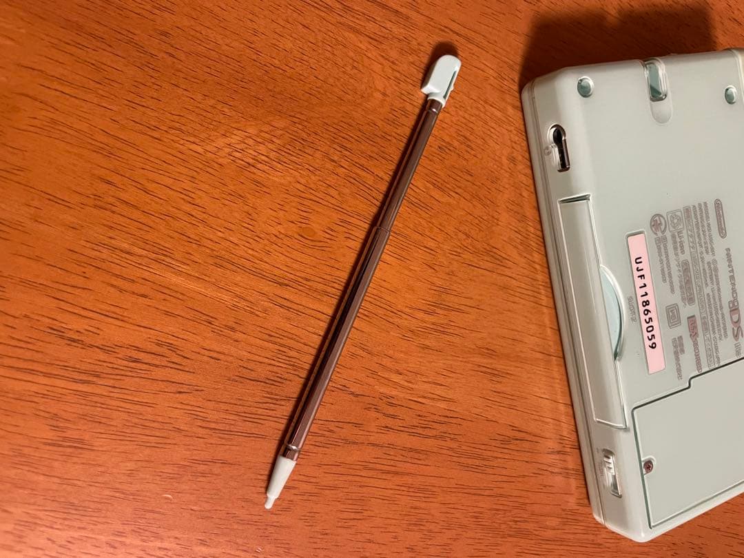 【中古】DS 本体＋ソフト17本セット