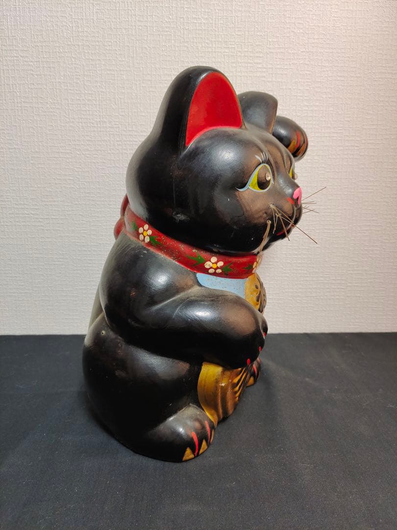 招き猫　左手上げ　黒ネコ　開運招福　千客万来　魔除け　縁起物　アンティーク