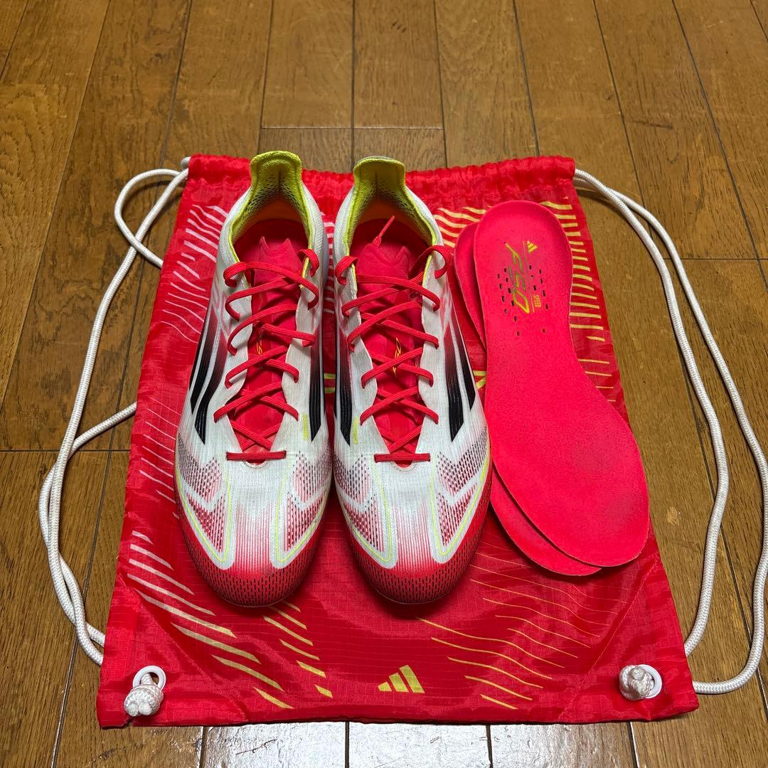 adidas F50 FG サッカーシューズ ホワイト/レッド