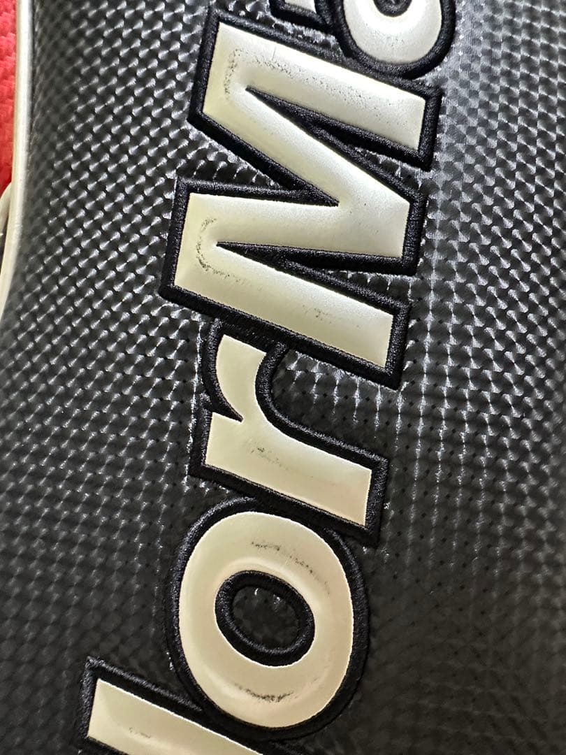 TaylorMade キャディバッグ 黒 / 赤 / シルバー