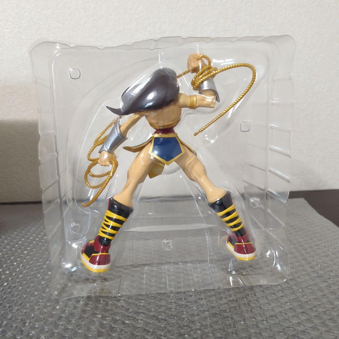 【希少】ワンダーウーマン アンルーリー インダストリーズ フィギュア