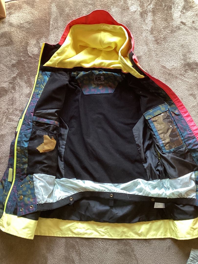 SECRETGARDENレディースＳスノボウェアスキーウェア ゴーグル手袋セット