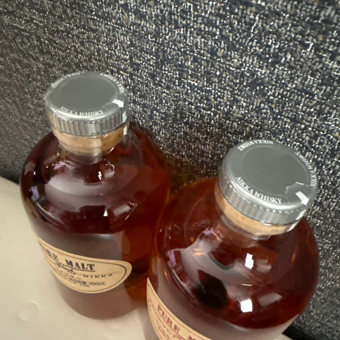 NIKKA PURE MALT レッド&ブラック　ミニボトル余市付