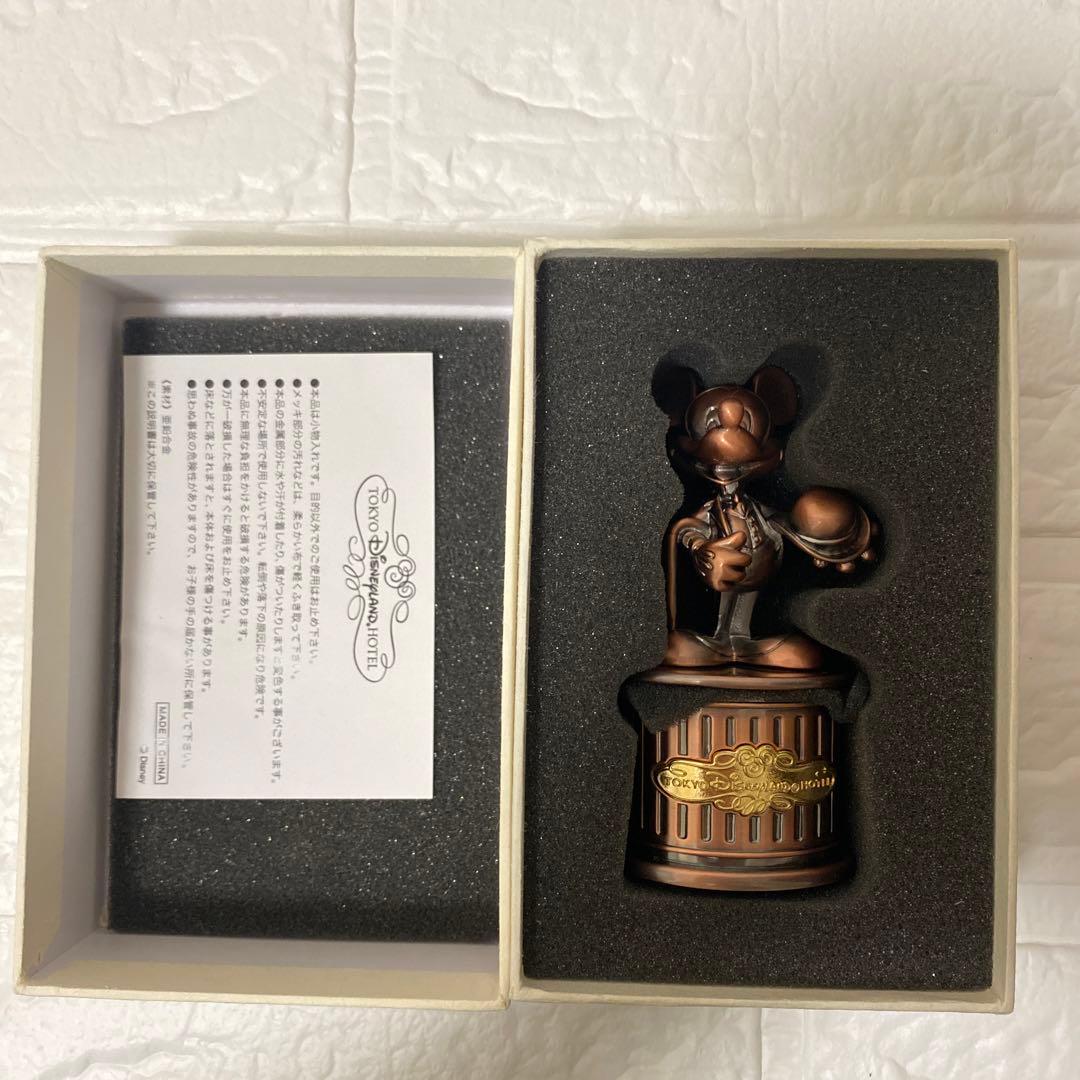 東京ディズニーランドホテル限定　ミッキーマウスブロンズ像