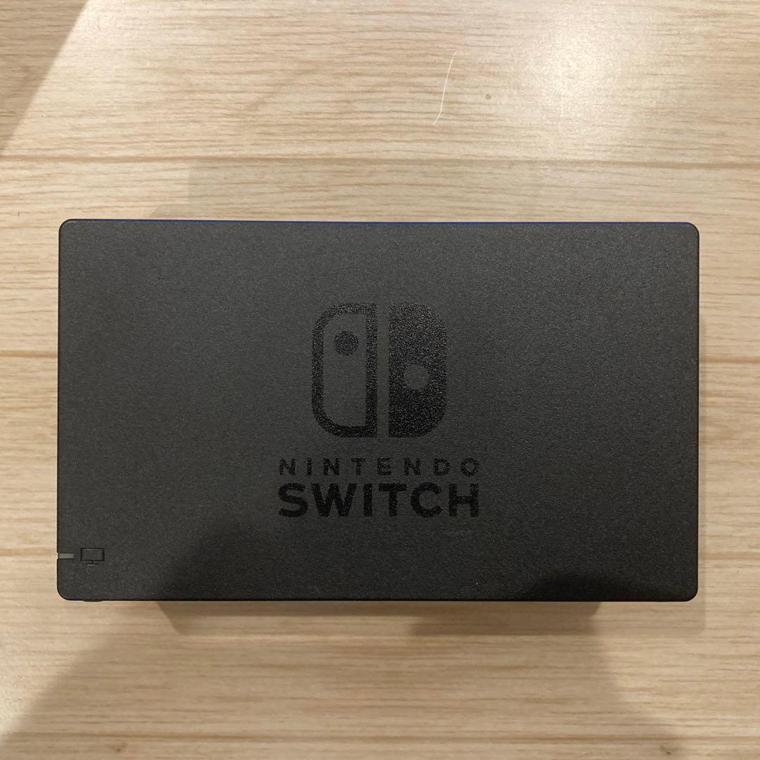 Nintendo Switch 本体＋Joy-Con（青・緑）、付属品
