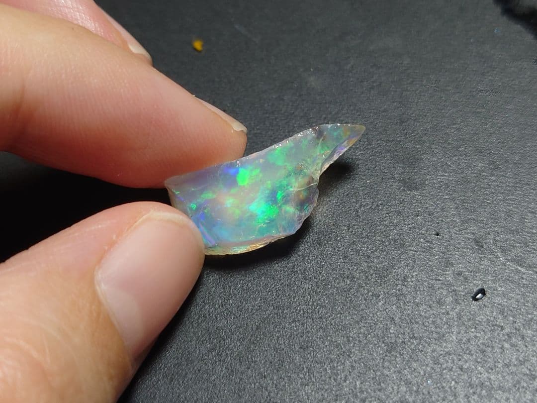 エチオピアウェロ産　チョークオパール　鉱物標本　原石　ポッチ