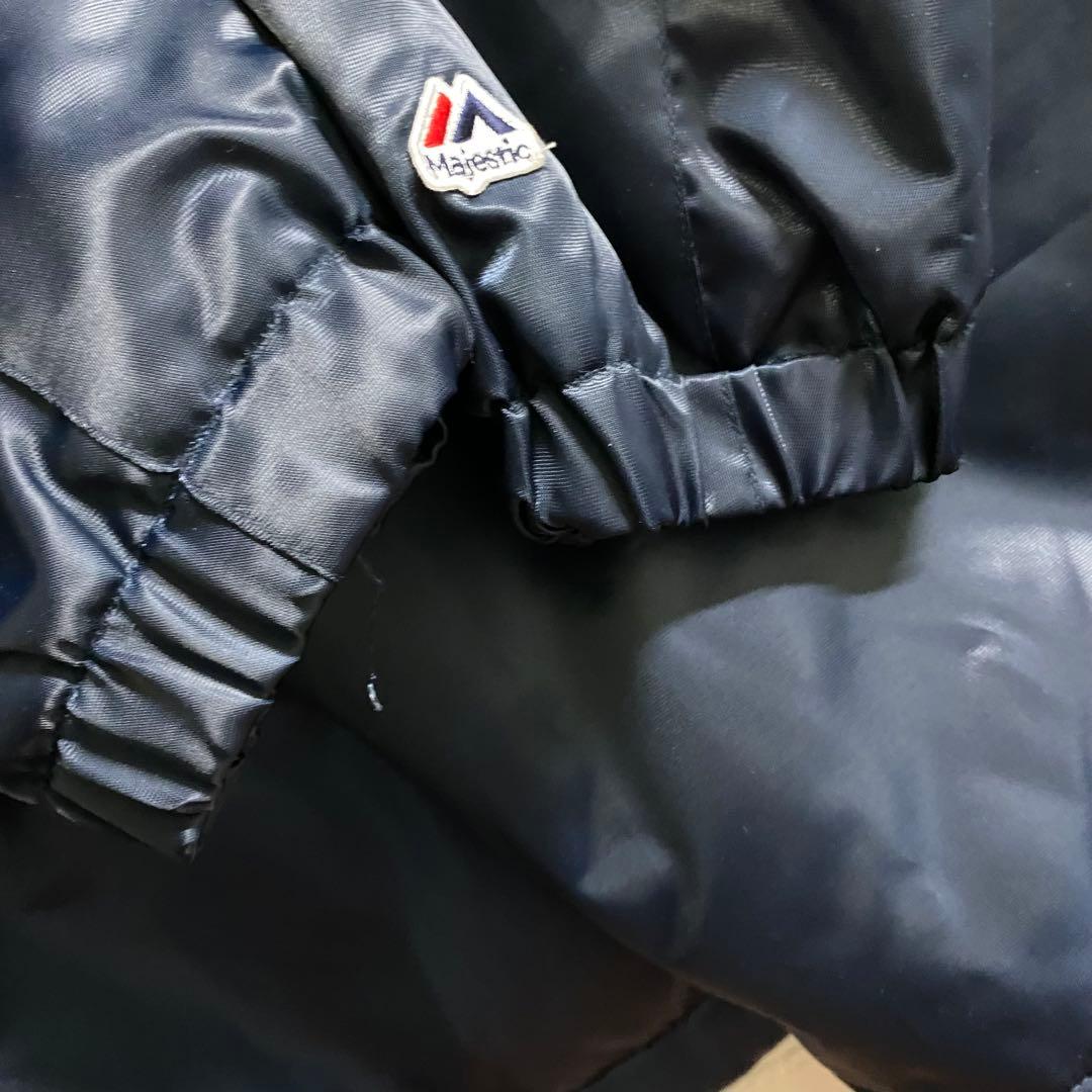 【未使用タグ付】MLB ヤンキース　総刺繍ロゴベンチコート