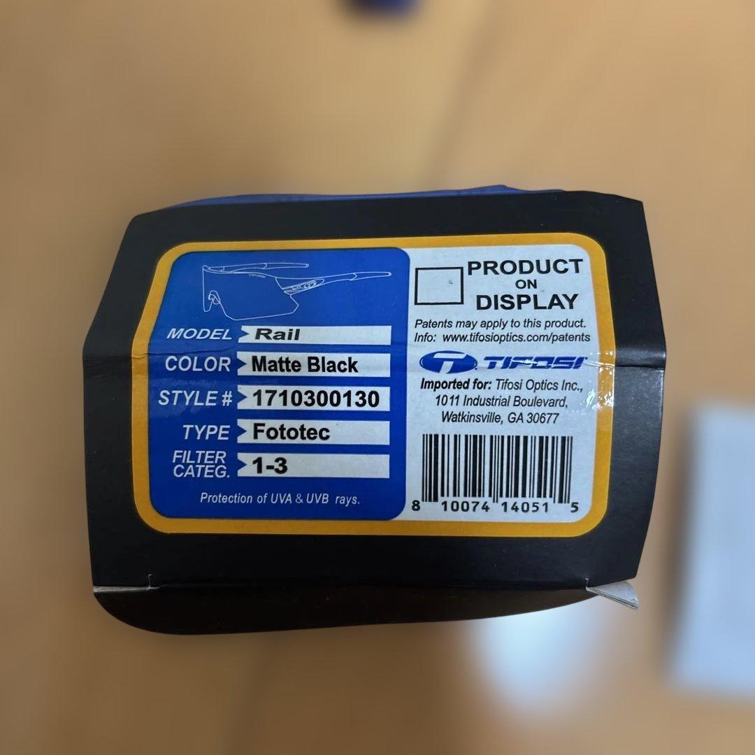 TIFOSI Optics サングラス インナーレンズ付き