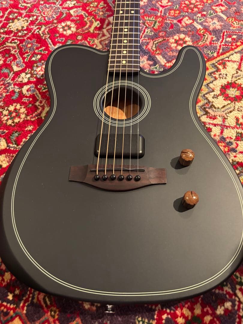 【ほぼ新品】Fender アコスタソニックスタンダード　ブラック　保証付