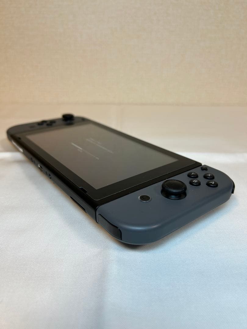 任天堂Switch 通常版 グレー