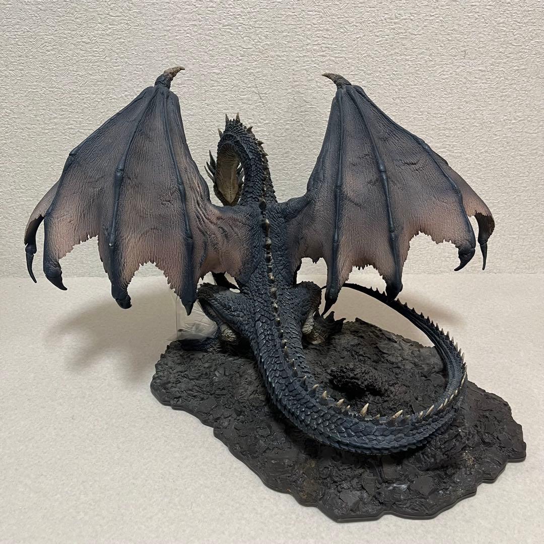 黒龍ミラボレアス カプコンフィギュアビルダー クリエイターズモデル CFB