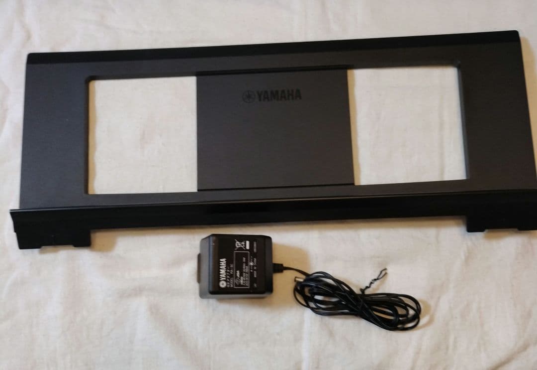 結さん専用【送料無料】ヤマハ　PSR-E273 電子ピアノ　キーボード 即納品