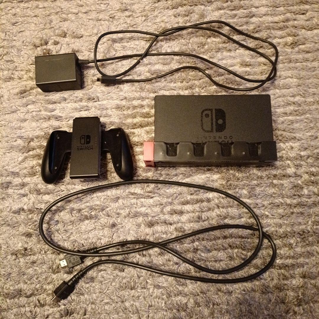 Nintendo Switch ジョイコン付き　箱なし