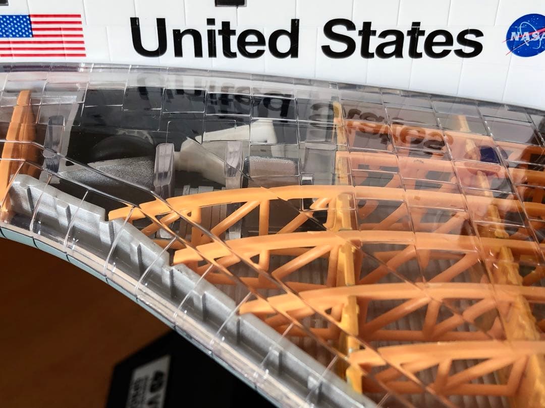 1/72￼ 特大￼スペースシャトル 4D VISION カット￼モデル￼完成品￼