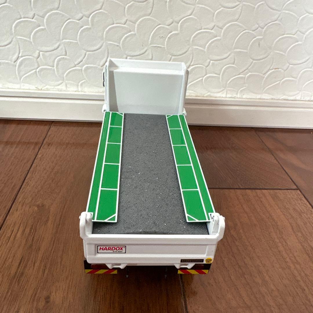 ミニカー KYOKUTO Heavy-duty rear dump truck 1/43