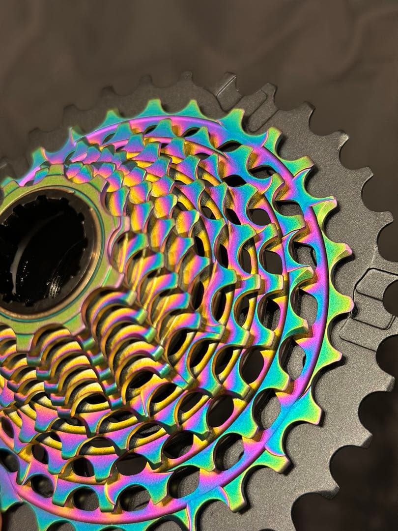 未使用 SRAM RED 10-33T スプロケット レインボー
