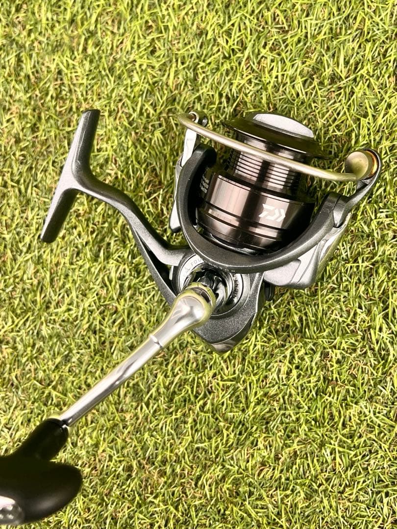 11 FREAMS 2500 レアスプール付き フリームス