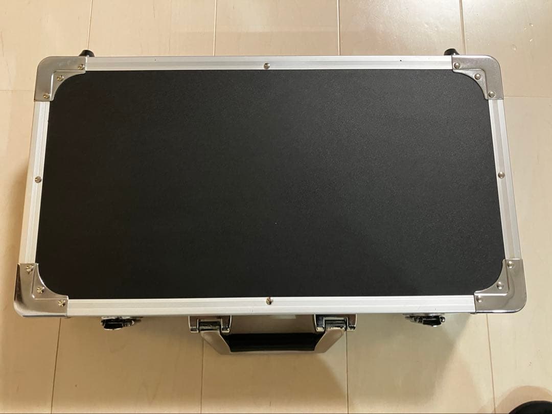 ベース　エフェクターセット　おまけ付き。