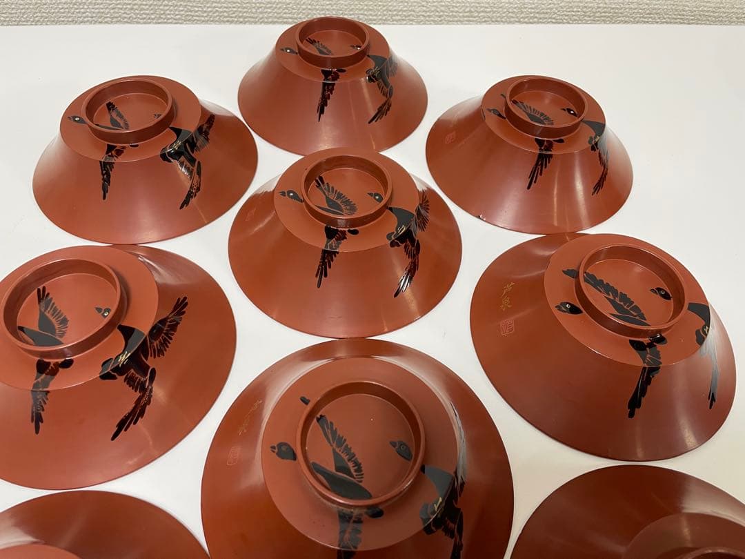 漆器 懐石道具 芦泉謹製 木製溜塗 雑煮椀 吸物椀 10客揃 内朱 鶴 鳥柄
