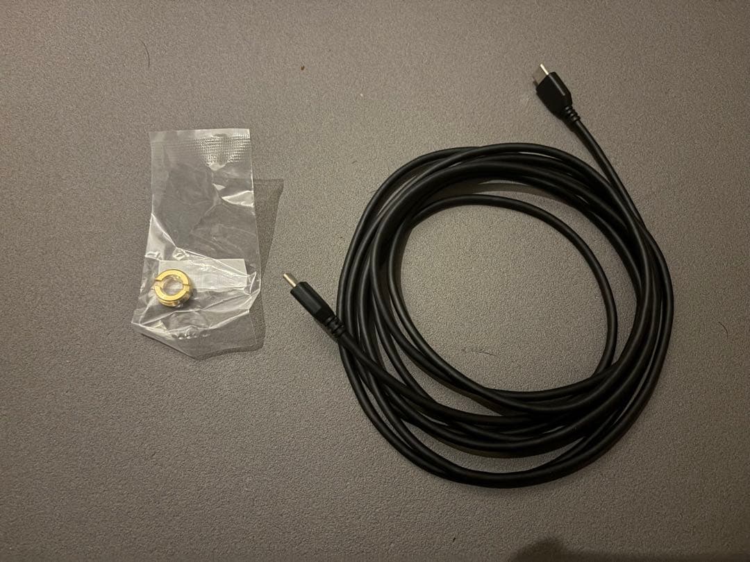 SHURE MV7+ ダイナミックマイク