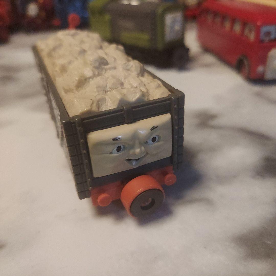 トーマス　バーディー