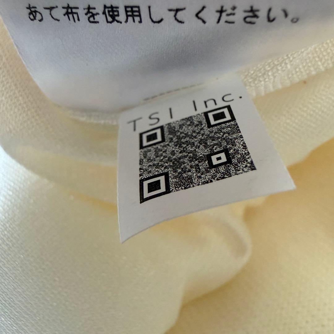 現行モデル　防寒　蓄熱　裏地付　マスターバニー　ニット　M〜L相当　白　セーター