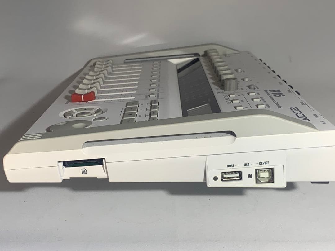 ZOOM R16 MTR マルチトラックレコーダー