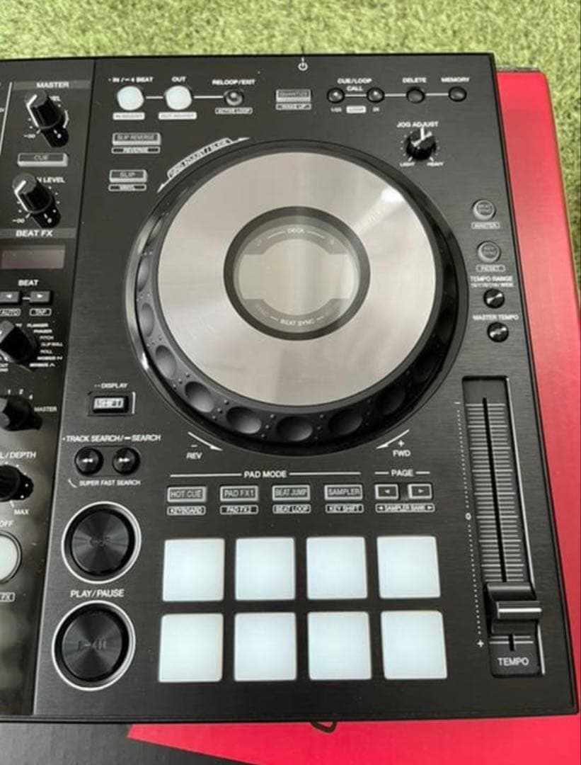 PioneerDJ DDJ-800 PCDJコントローラーとODYSSEYケース