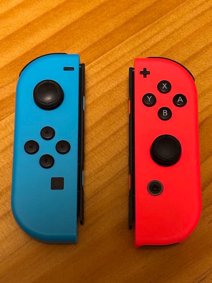 Nintendo Switch 本体　ネオン