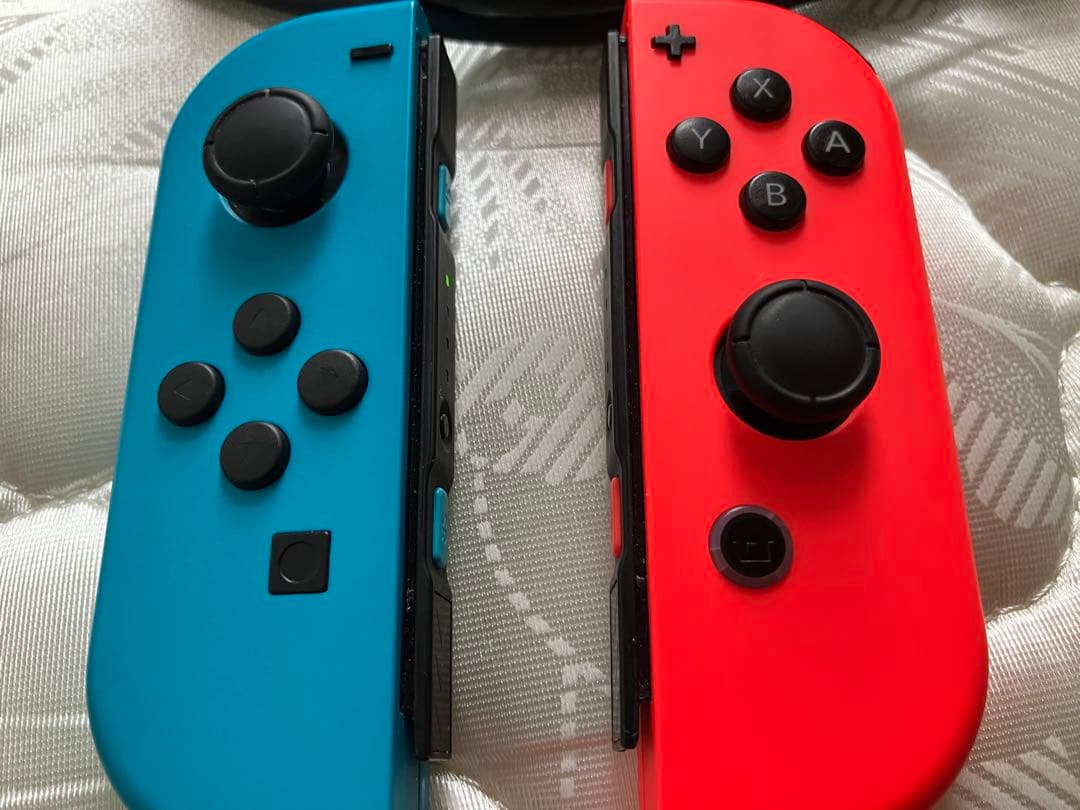 2024年9月購入 Nintendo Switch 本体 ネオンブルー・レッド