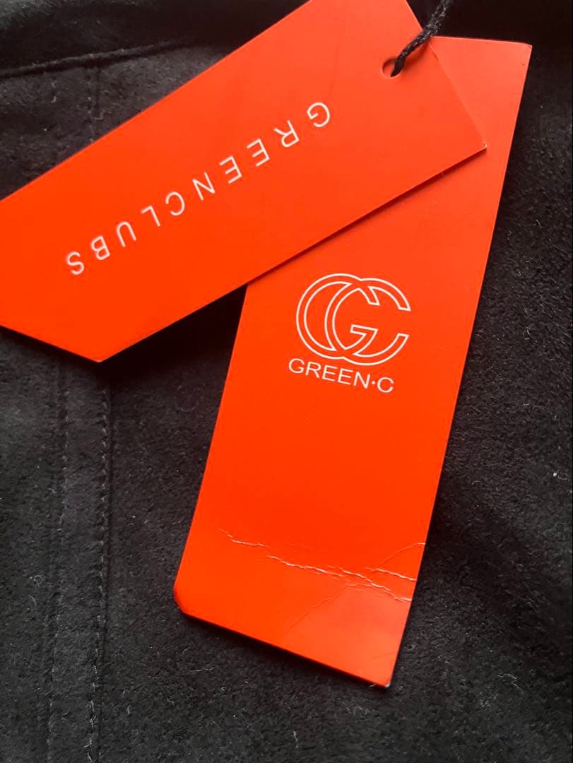 グリーンクラブスヌーピー刺繍入り黒ミニスカート新品タグ付黒ボア冬向き7号