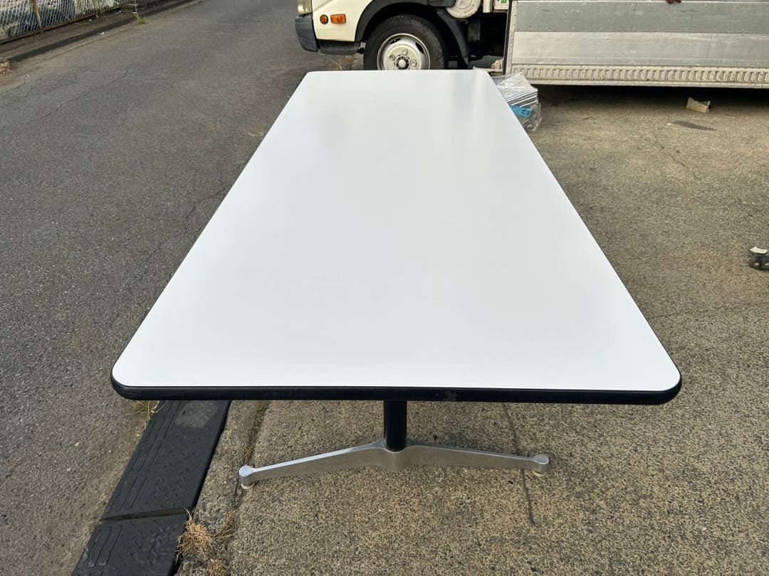 Herman Miller（ハーマンミラー） イームズ エグゼクティブテーブル