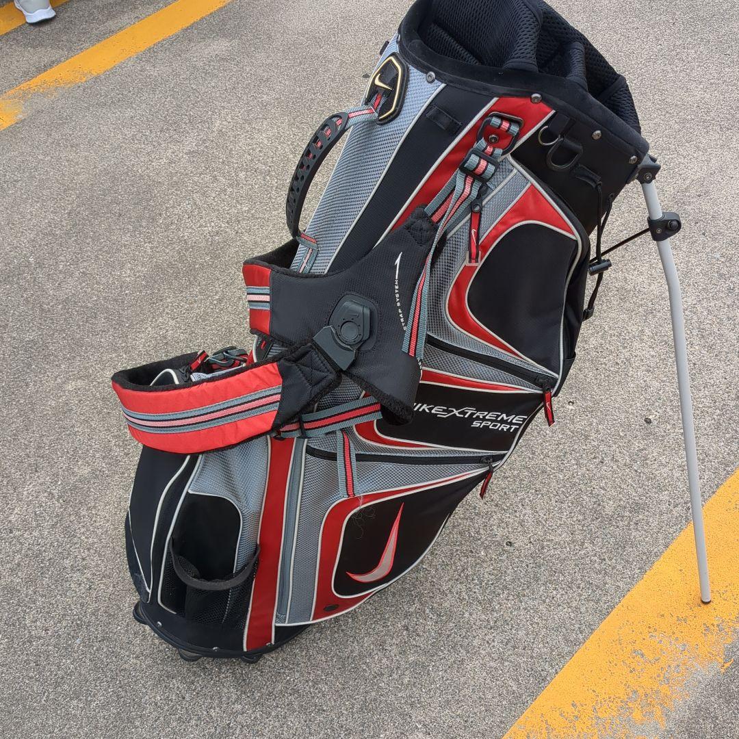 素敵なナイキスタンドキャディバッグ