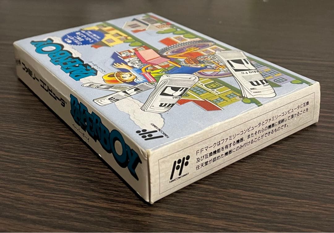 ファミコン　中古カセット　ペーパーボーイ　箱　説明書付き　PAPER BOY