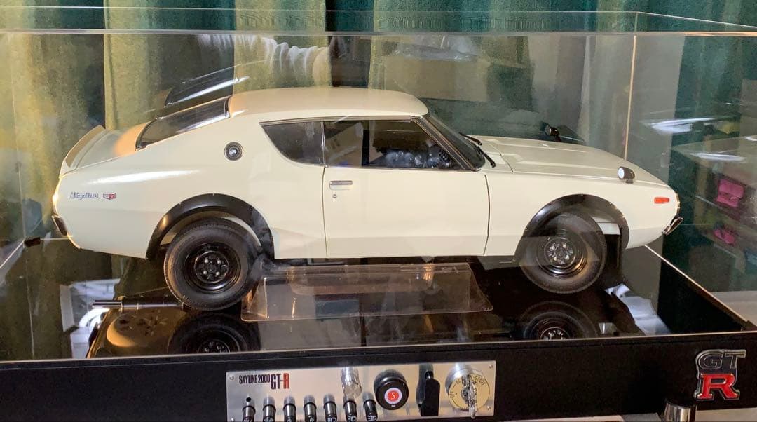 ディアゴステーニ1/8スカイライン2000 GT-R 完成品豪華オプションセット