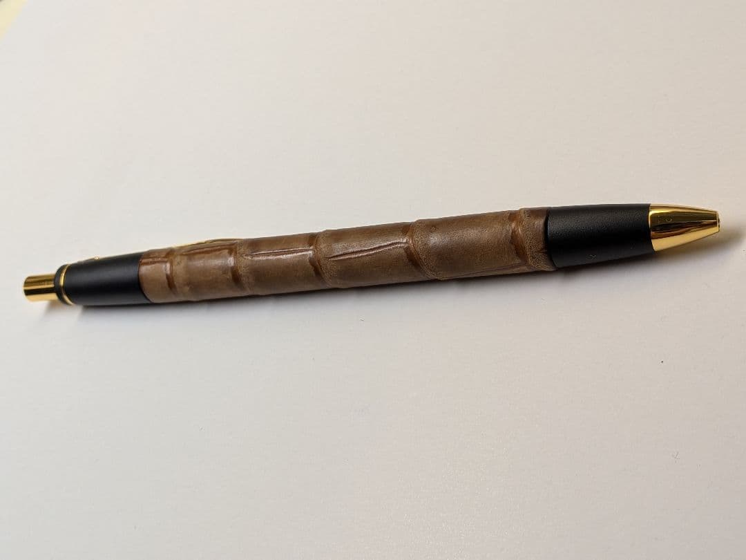 11/30まで最終日特価　 シックザール　クロコダイル(ベージュ)