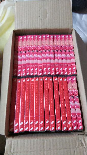 乃木坂の未開封新品の通常版のCDです。