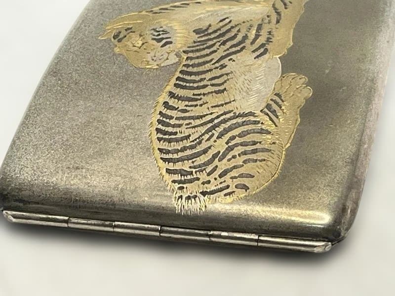 銀製 タバコケース 煙草入れ 虎紋　彫金　在銘　STERLING 950