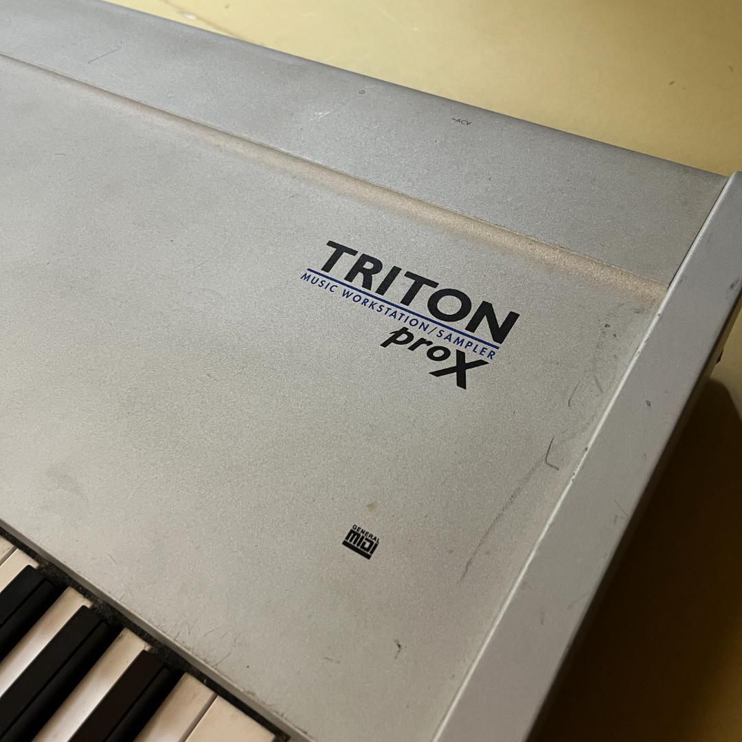 KORG TRITON Pro-X 88鍵 シンセサイザー 動作確認済