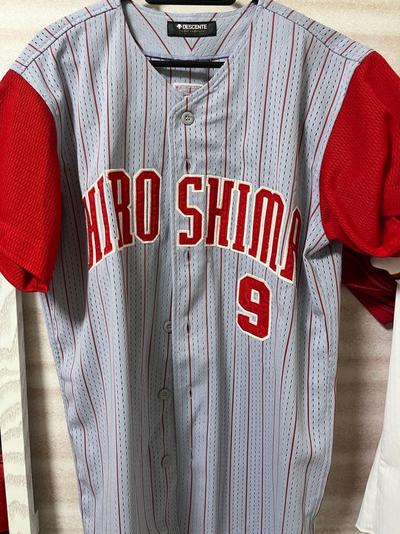 広島東洋カープ　緒方　ハイクオリティユニフォーム（ビジター）Lサイズ