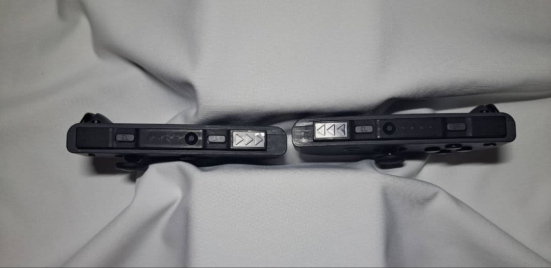 NINTENDO SWITCH 本体 ㉜ r