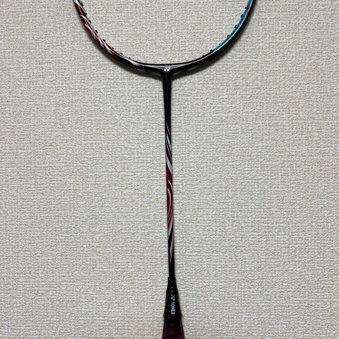 ヨネックス　美品　アストロクス100zz 4U6 2本セット