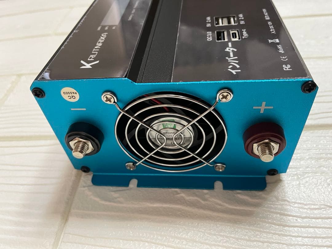 1400W パワーインバーター 正弦波 DC12V→AC110V 災害　キャンプ