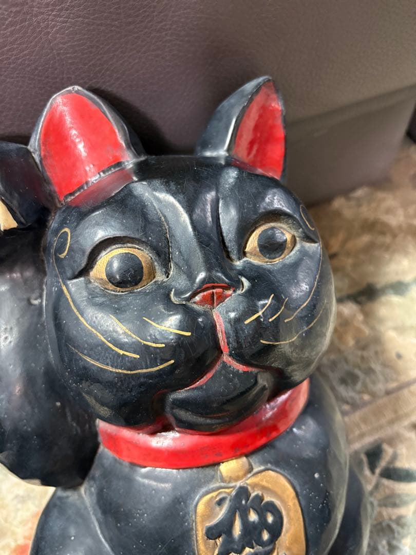 木製　黒の招き猫　置物　レトロ