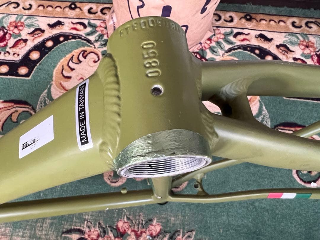 ESR製　ガールズ&パンツァーコラボ商品　　アンツィオ　ロードバイクフレーム